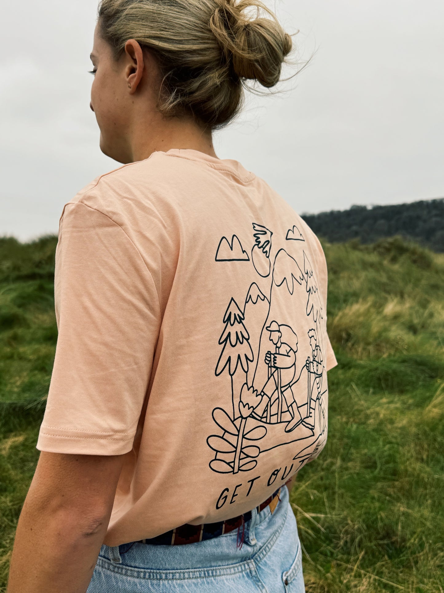 Unisex Hike Outline Tee in Peach